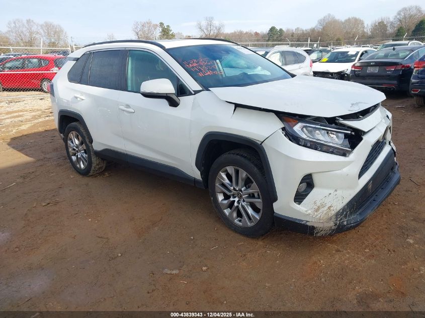 TOYOTA RAV4 XLE PREMIUM