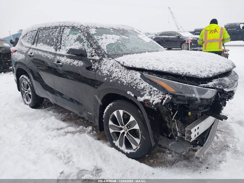 TOYOTA HIGHLANDER HYBRID XLE