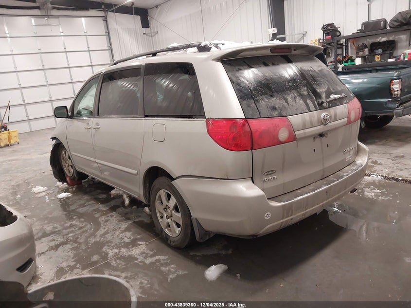2007 Toyota Sienna Le