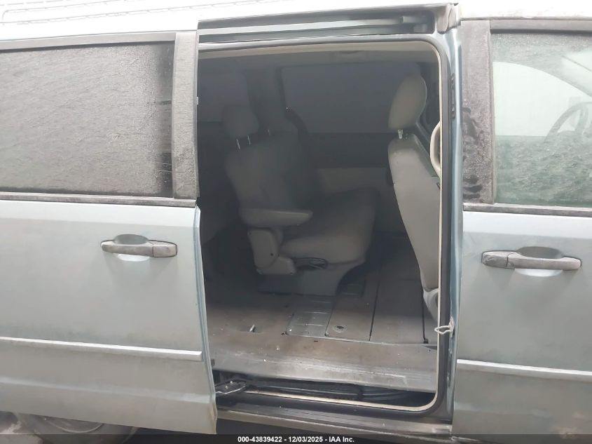 2008 Chrysler Town & Country Lx VIN: 2A8HR44H08R793410 Lot: 43839422