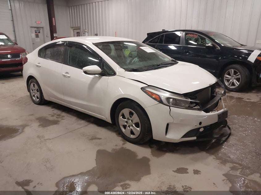 3KPFK4A76HE011739 2017 Kia Forte Lx auction photo 1