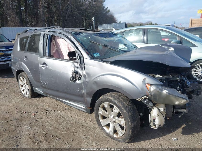 MITSUBISHI OUTLANDER SE