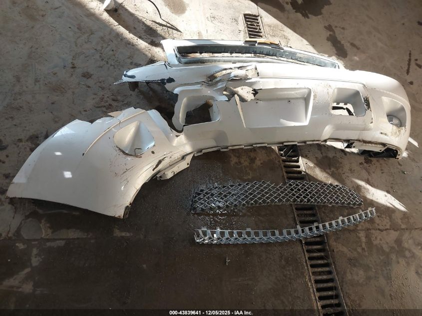 2009 Chevrolet Tahoe Ltz VIN: 1GNFK332X9R175701 Lot: 43839641