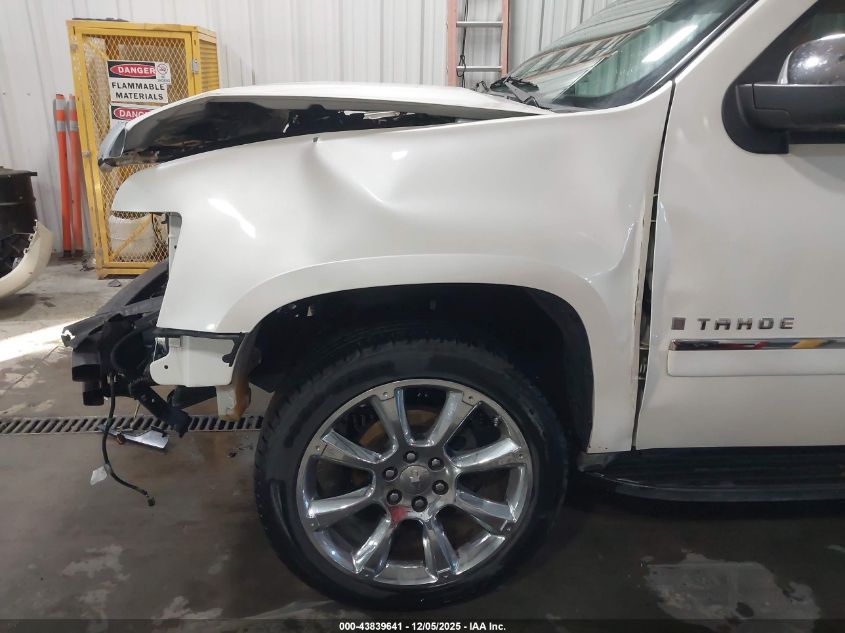 2009 Chevrolet Tahoe Ltz VIN: 1GNFK332X9R175701 Lot: 43839641