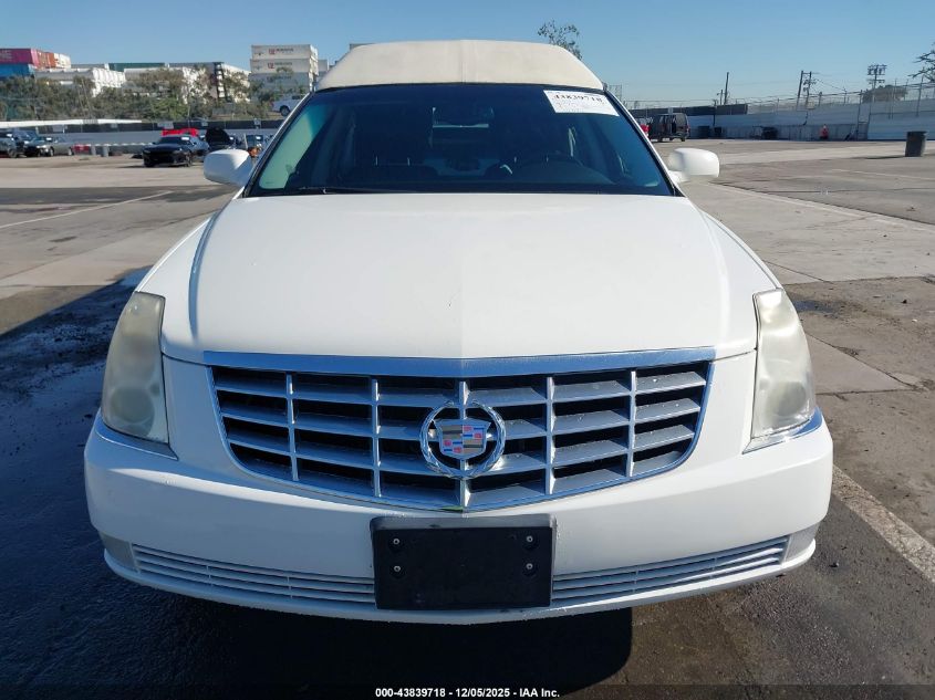 2011 Cadillac Dts Standard VIN: 1GE7K9C63BU600138 Lot: 43839718
