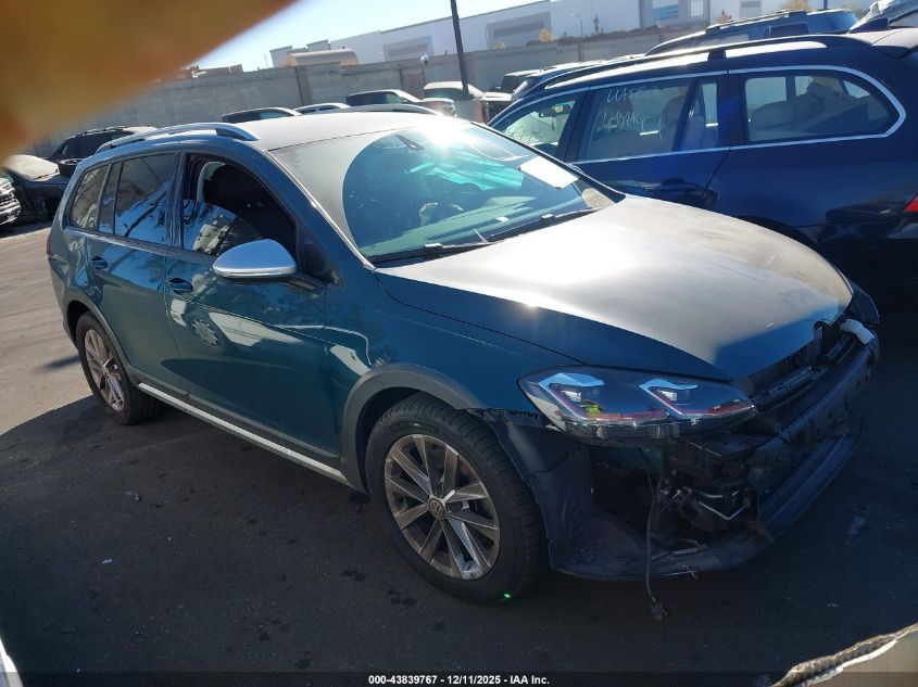 VOLKSWAGEN GOLF ALLTRACK TSI S/TSI SE