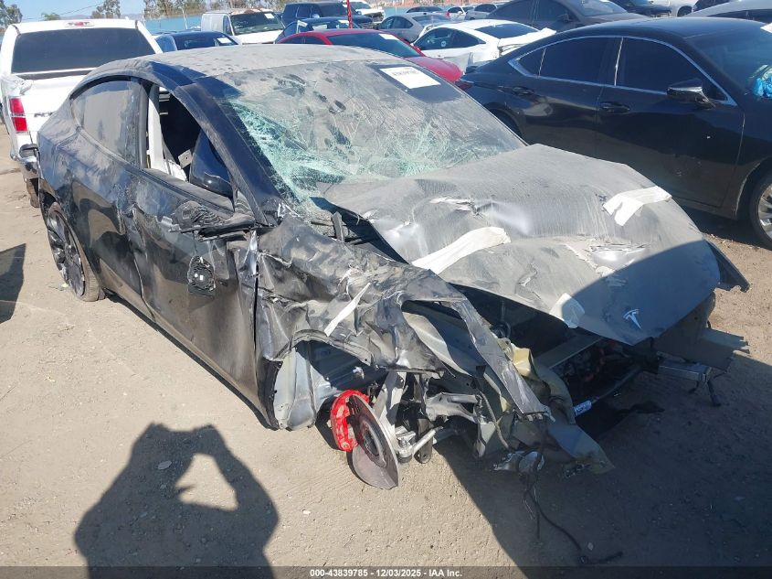 TESLA MODEL Y PERFORMANCE DUAL MOTOR ALL-WHEEL DRIVE