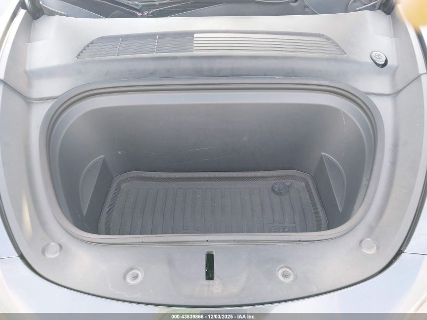 2020 Tesla Model Y Long Range Dual Motor All-Wheel Drive VIN: 5YJYGDEE6LF020432 Lot: 43839866