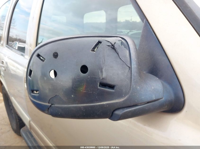 2005 Chevrolet Tahoe Lt VIN: 1GNEC13T15J175407 Lot: 43839980