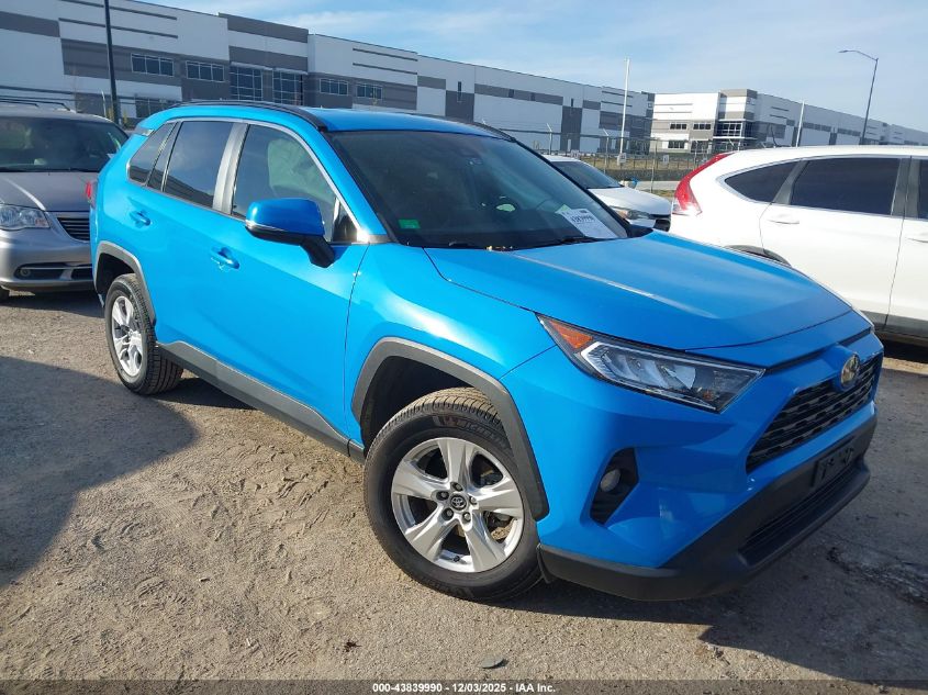 TOYOTA RAV4 XLE