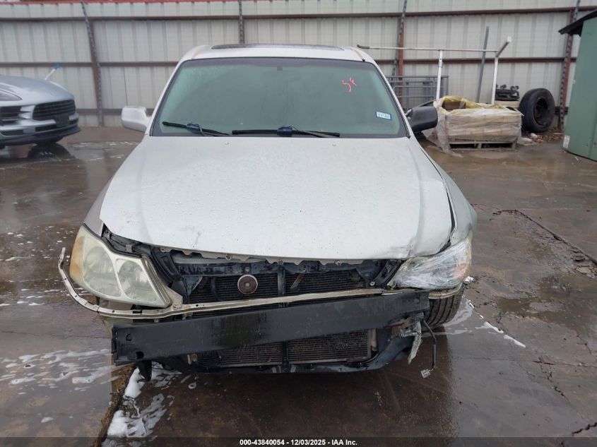 2000 Toyota Avalon Xls VIN: 4T1BF28B5YU024819 Lot: 43840054