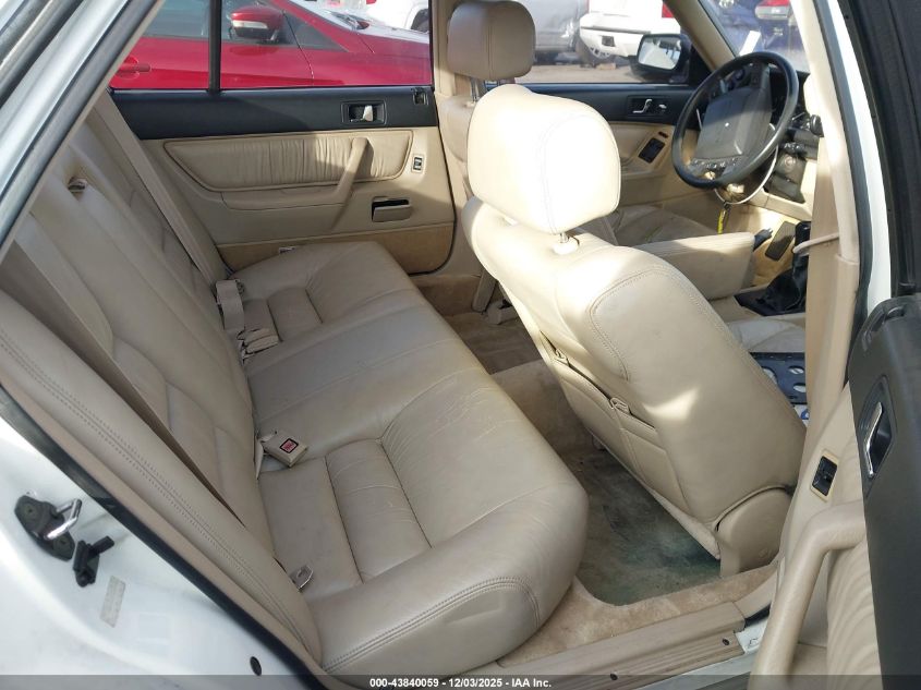 1988 Acura Legend L VIN: JH4KA4655JC037432 Lot: 43840059