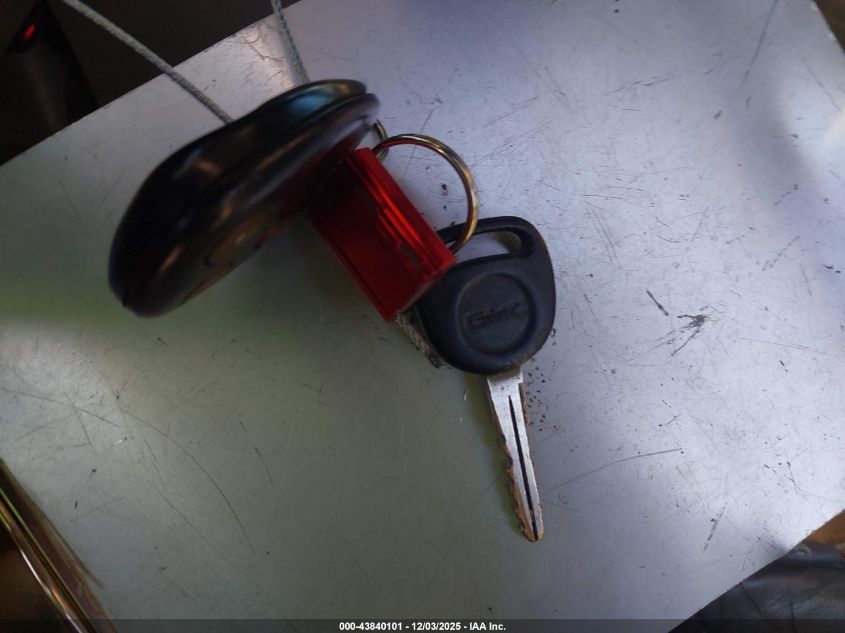 2003 GMC Yukon Xl 1500 Slt VIN: 3GKEC16T43G258692 Lot: 43840101