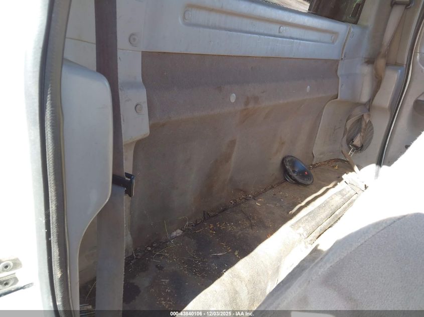 2000 Ford F-150 Work Series/Xl/Xlt VIN: 1FTRF17W9YKA43855 Lot: 43840106