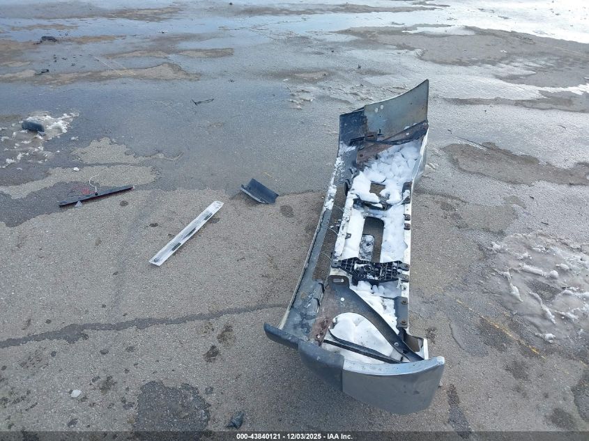 2003 Ford F-250 Lariat/Xl/Xlt VIN: 1FTNW21P63EB60029 Lot: 43840121