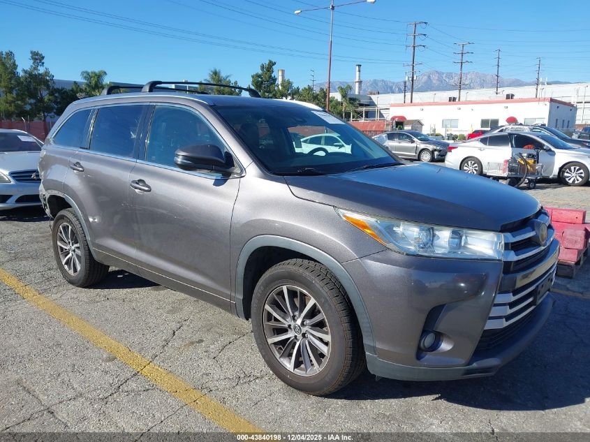 TOYOTA HIGHLANDER XLE