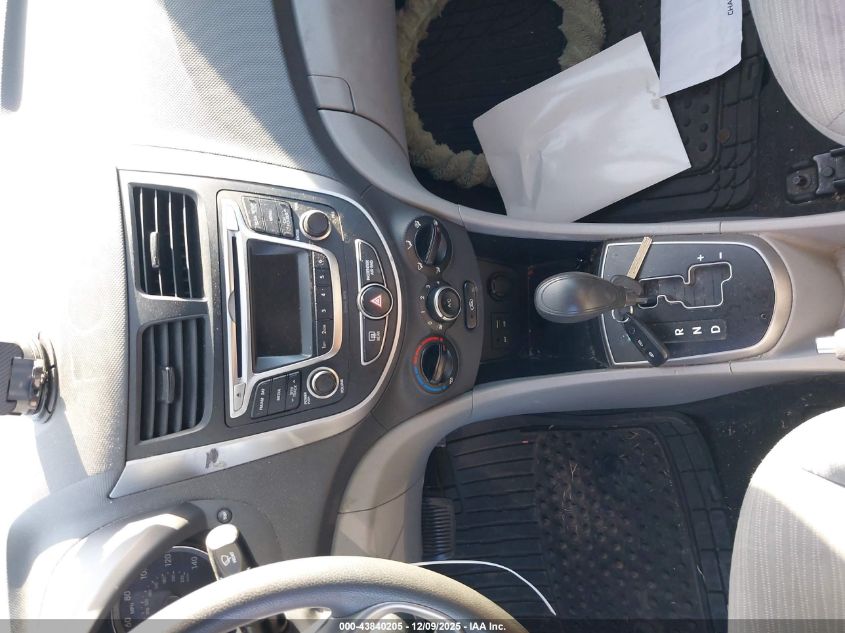 2017 Hyundai Accent Se VIN: KMHCT4AE1HU171393 Lot: 43840205