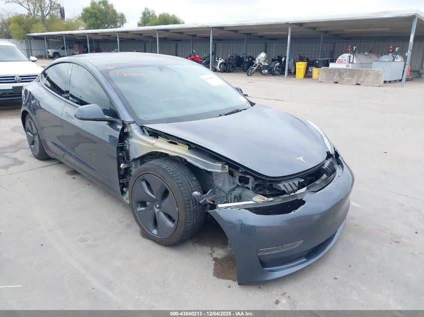TESLA MODEL 3 REAR-WHEEL DRIVE