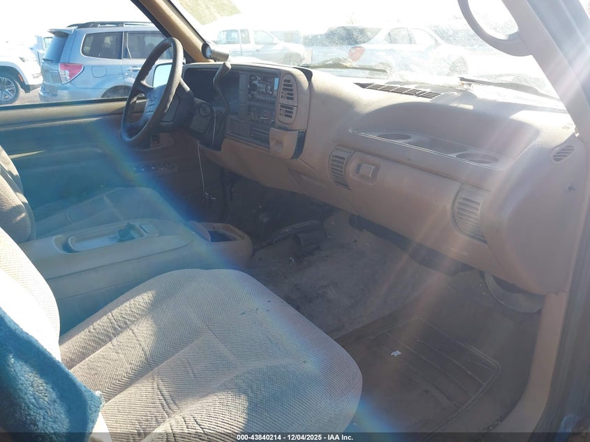 1GNFK16K3SJ424764 1995 CHEVROLET SUBURBAN photo no. 5