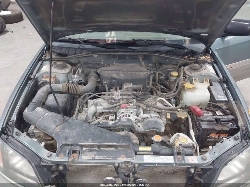 4S3BH675017617753 2001 SUBARU OUTBACK photo no. 10