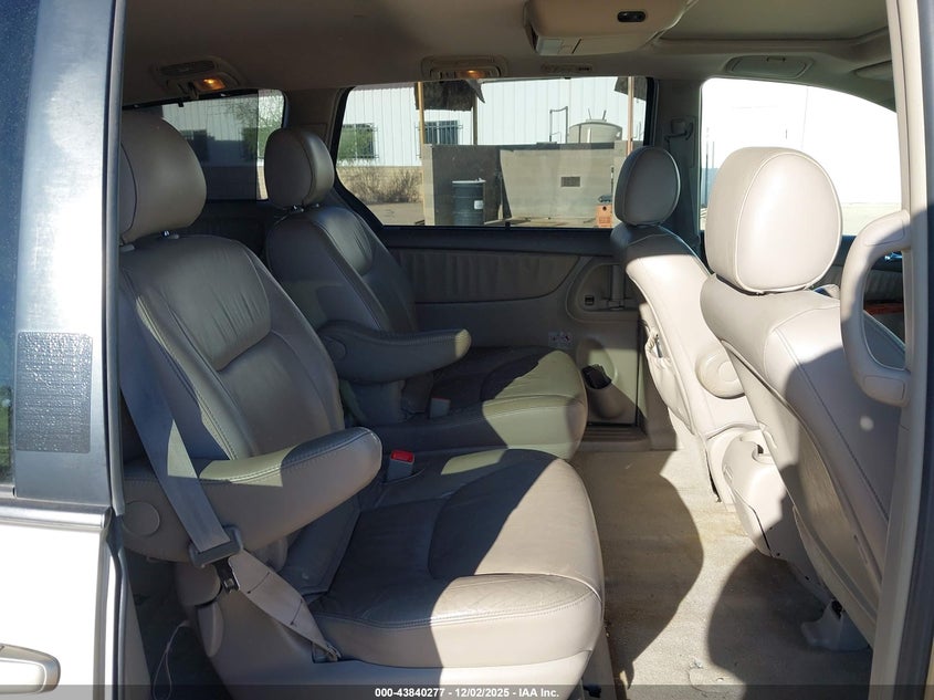 5TDZA22C96S533025 2006 TOYOTA SIENNA photo no. 8