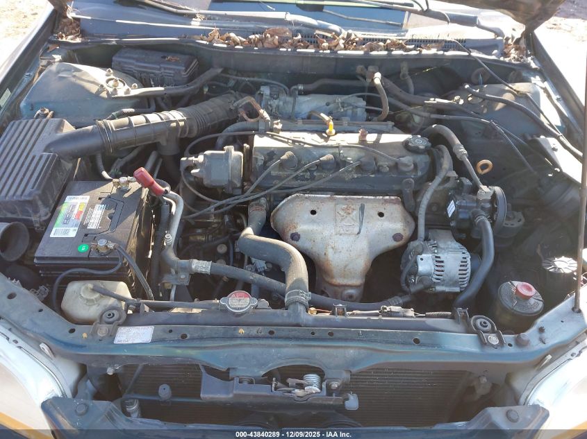 1998 Honda Accord Lx VIN: 1HGCG5648WA242605 Lot: 43840289