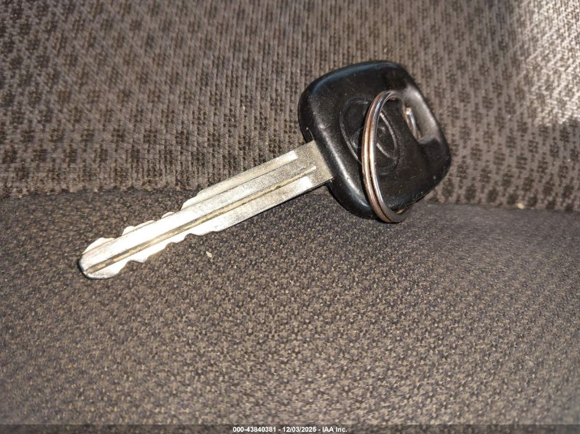 2002 Toyota Camry Se VIN: 4T1BE32K12U536070 Lot: 43840381