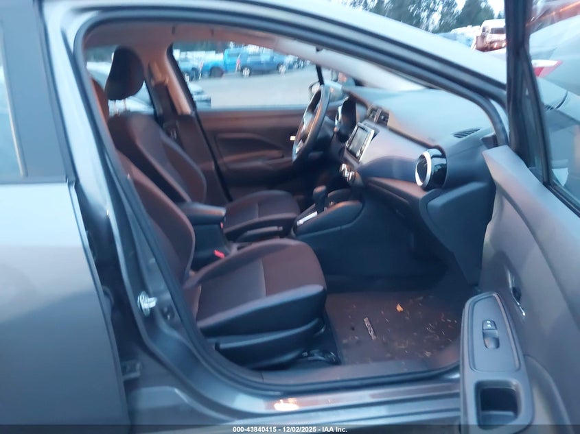 3N1CN8EV1SL841870 2025 NISSAN VERSA photo no. 5
