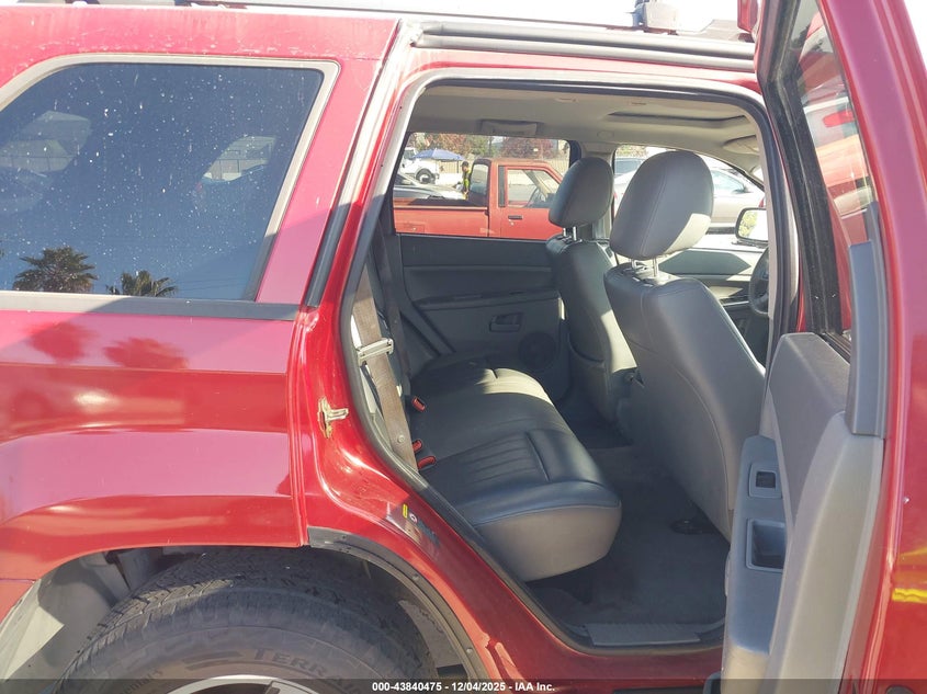1J8HS48N25C658566 2005 JEEP GRAND CHEROKEE photo no. 8