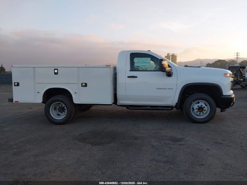 2026 Chevrolet Silverado 3500Hd Chassis Work Truck VIN: 1GB3ARE77TF128424 Lot: 43840582