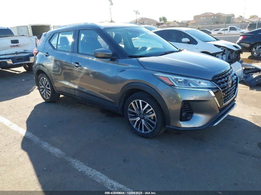 NISSAN KICKS SV XTRONIC CVT