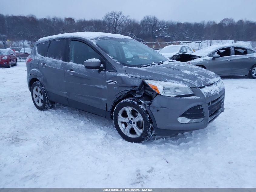 FORD ESCAPE SE