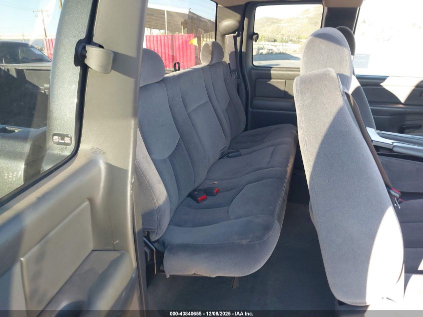 2004 GMC Sierra 1500 Sle VIN: 1GTEK19T04E381408 Lot: 43840655