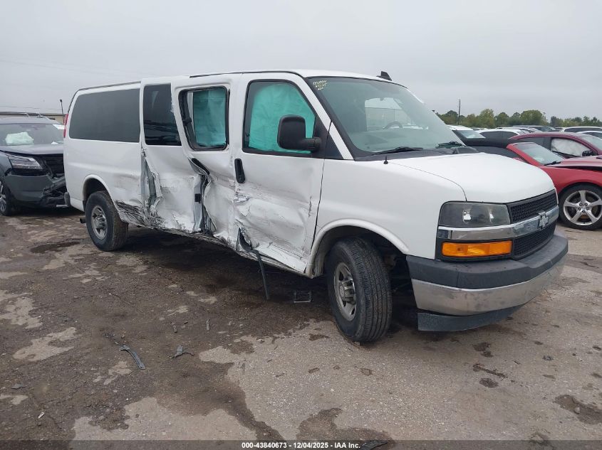 CHEVROLET EXPRESS LT