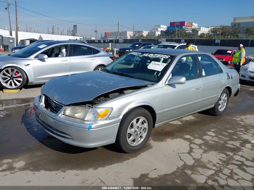 JT2BG22K6Y0527639 2000 TOYOTA CAMRY photo no. 2
