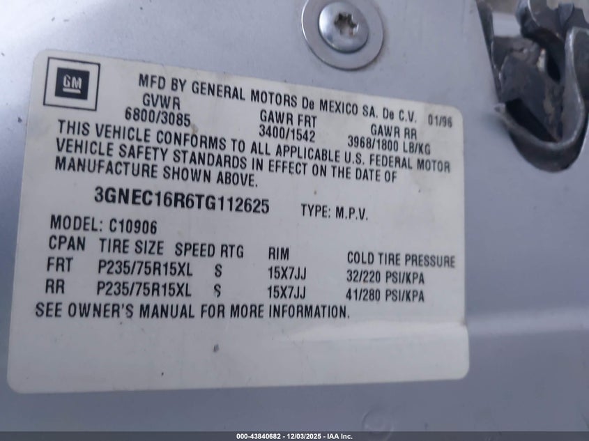 3GNEC16R6TG112625 1996 CHEVROLET SUBURBAN photo no. 9