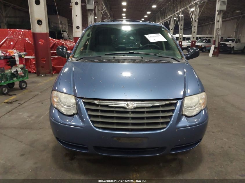 2007 Chrysler Town & Country Touring VIN: 2A4GP54L07R231759 Lot: 43840691