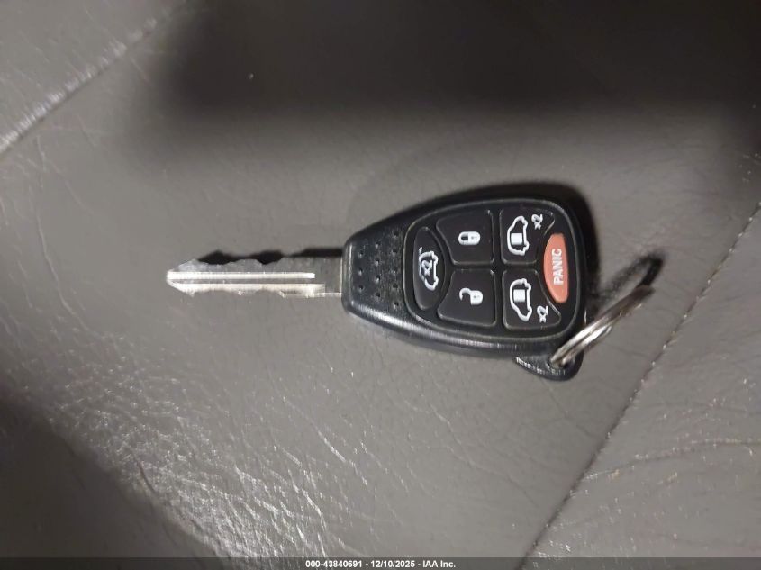 2007 Chrysler Town & Country Touring VIN: 2A4GP54L07R231759 Lot: 43840691