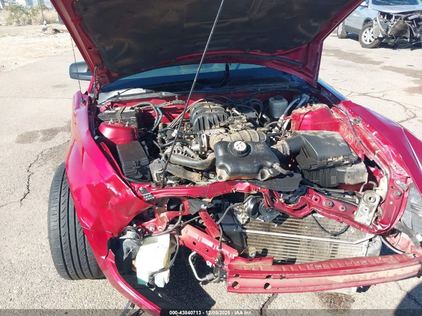 2007 Ford Mustang V6 Deluxe/V6 Premium VIN: 1ZVHT84N175310067 Lot: 43840713