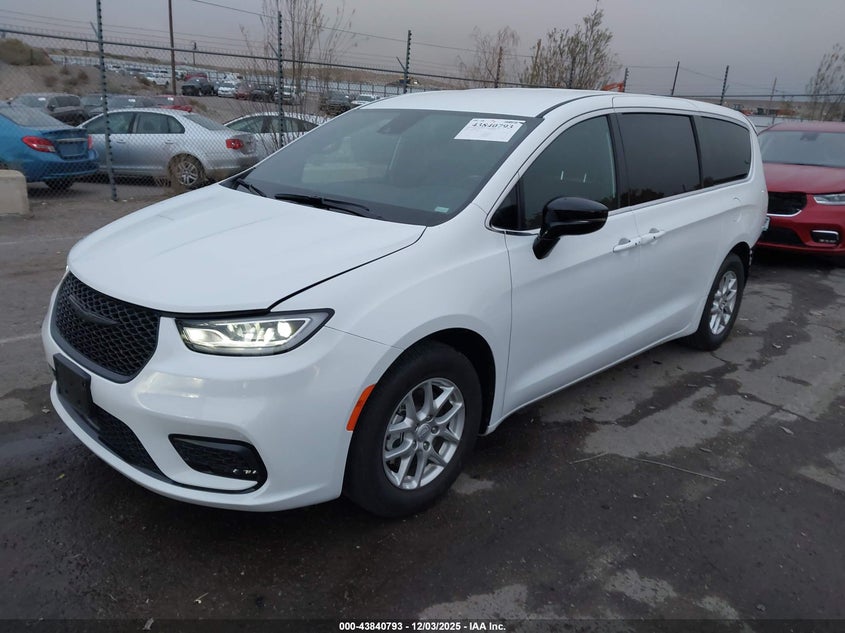2C4RC1BG8TR156960 2026 CHRYSLER PACIFICA photo no. 2