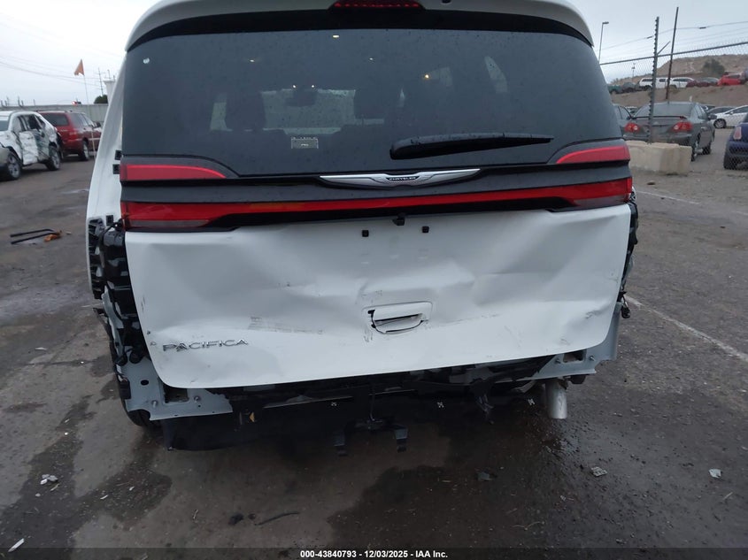 2C4RC1BG8TR156960 2026 CHRYSLER PACIFICA photo no. 6