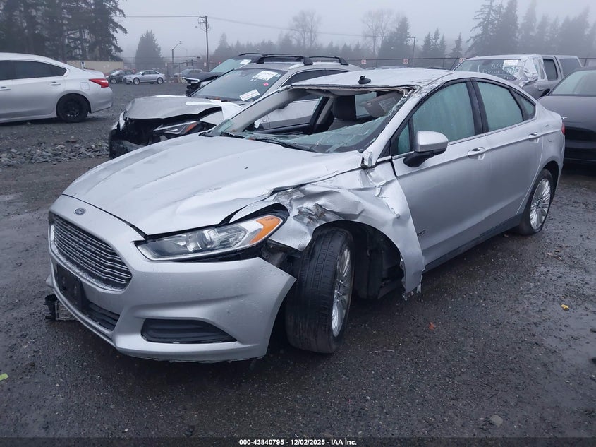 3FA6P0UU3FR116522 2015 FORD FUSION photo no. 2