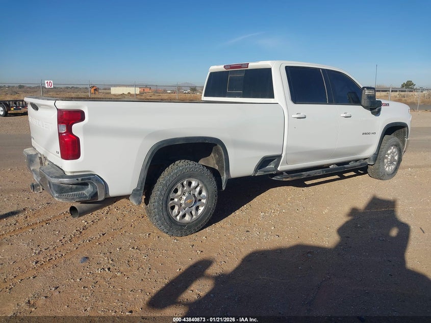 2022 Chevrolet Silverado 2500Hd 4Wd Long Bed Lt