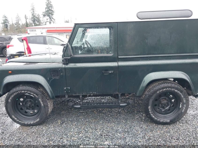 1998 Land Rover Defender VIN: SALLDVA68WA138598 Lot: 43840908