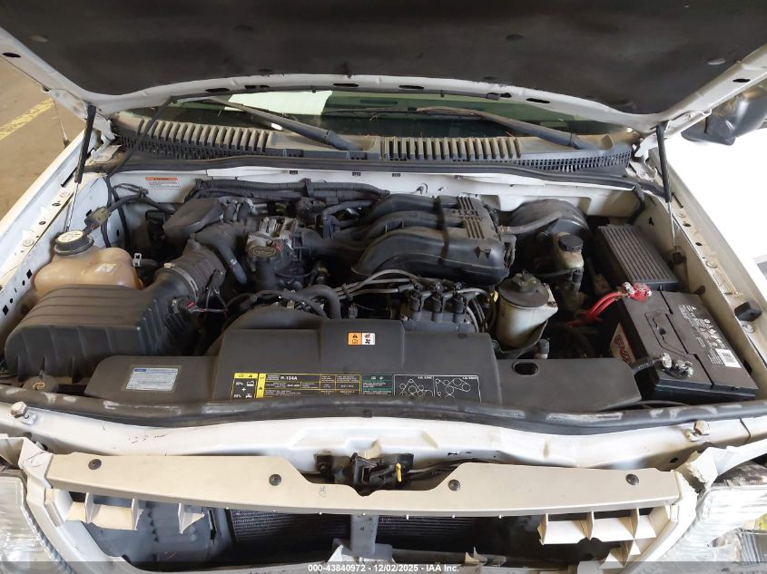 2004 Ford Explorer VIN: 1FMDU74K942A06525 Lot: 43840972