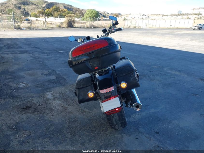 1HFSC46D48A600033 2008 HONDA VTX photo no. 6