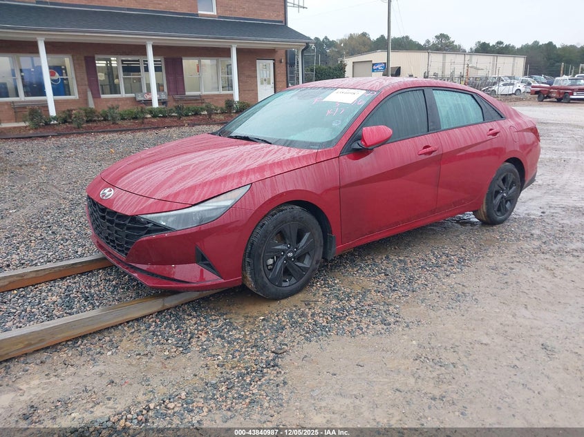 KMHLM4AG1PU463476 2023 HYUNDAI ELANTRA photo no. 2