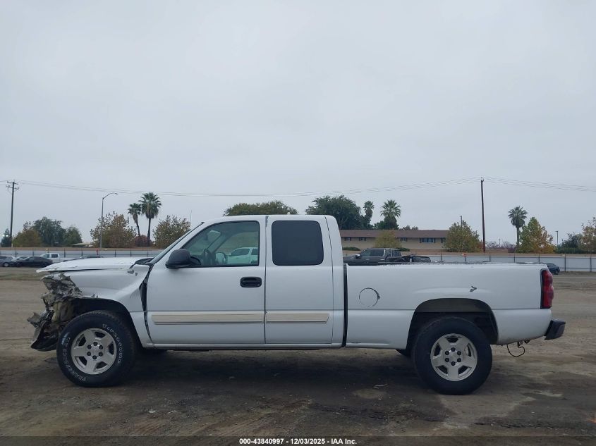 2004 Chevrolet Silverado 1500 Ls VIN: 2GCEK19TX41285187 Lot: 43840997