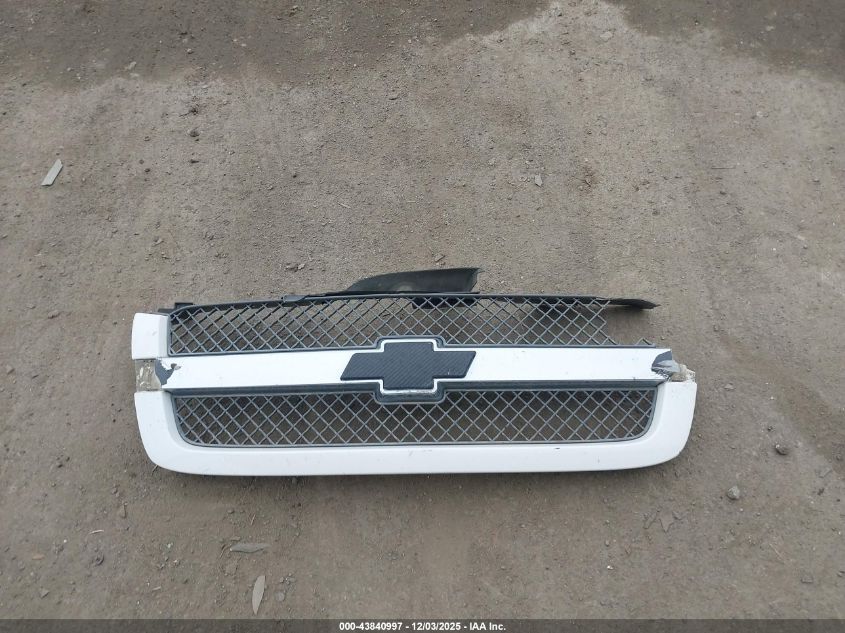 2004 Chevrolet Silverado 1500 Ls VIN: 2GCEK19TX41285187 Lot: 43840997