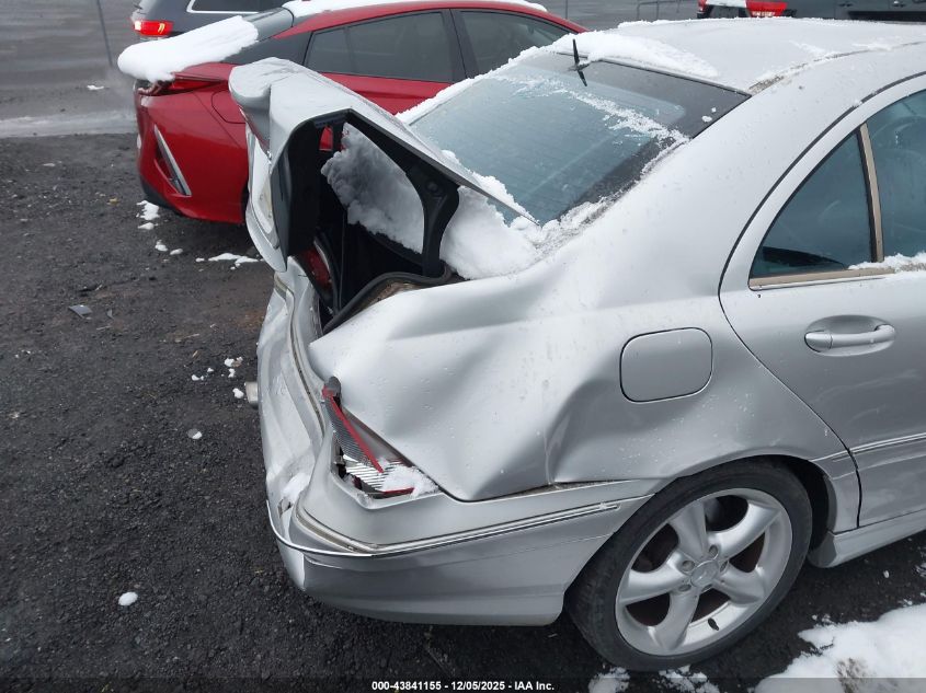 2005 Mercedes-Benz C 230 Kompressor Sport VIN: WDBRF40J05F692494 Lot: 43841155